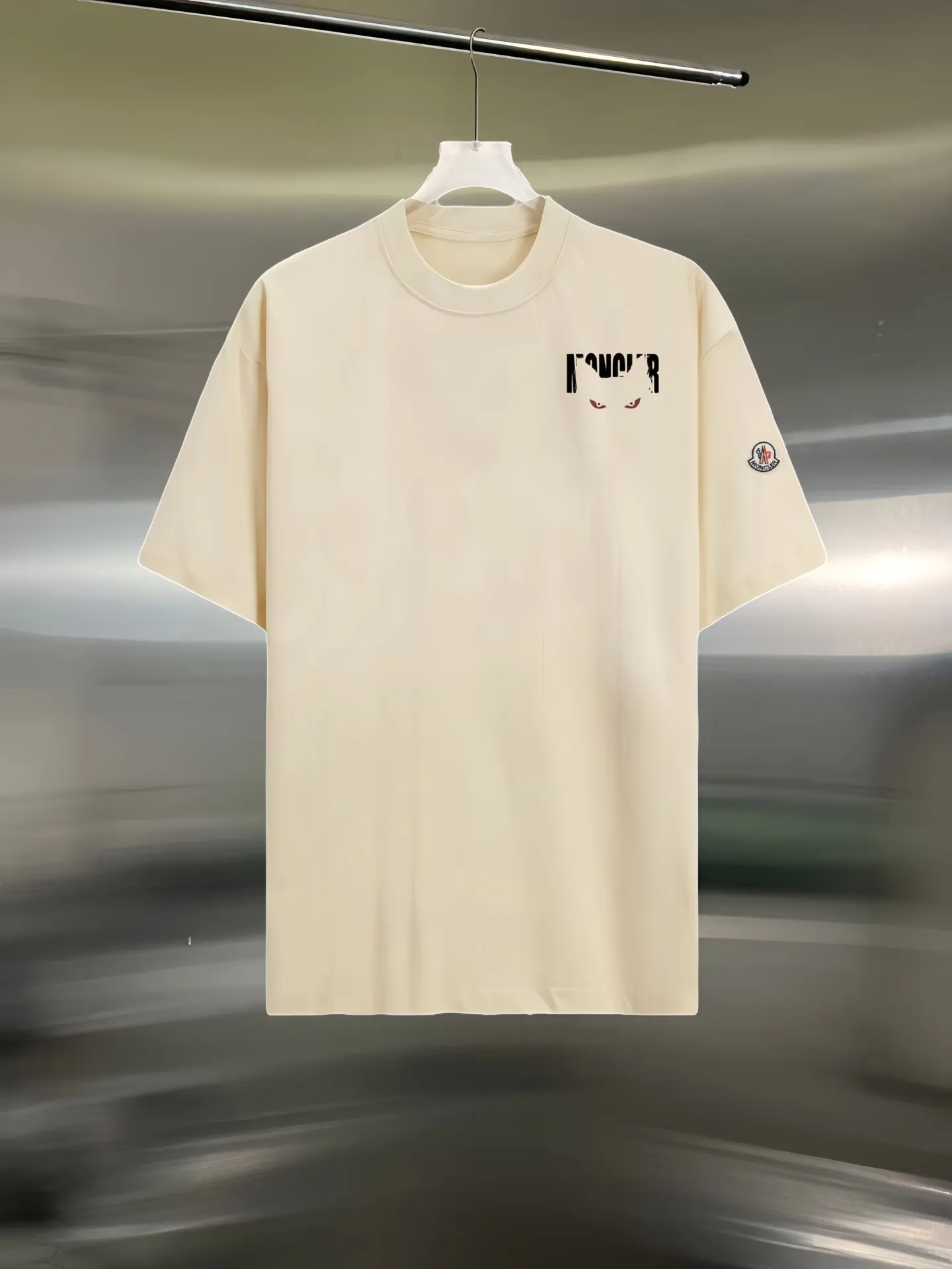 ：Moncler/ T ：300 100% ：320 ： ：White Black Size：S M L XL XXL Same Style